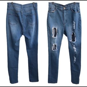 FASHION NOVA DESTROYED SKINNY JEANS • Sz 13/14